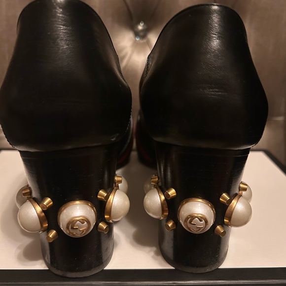 Authentic Gucci Loafers - Picture 5 of 14